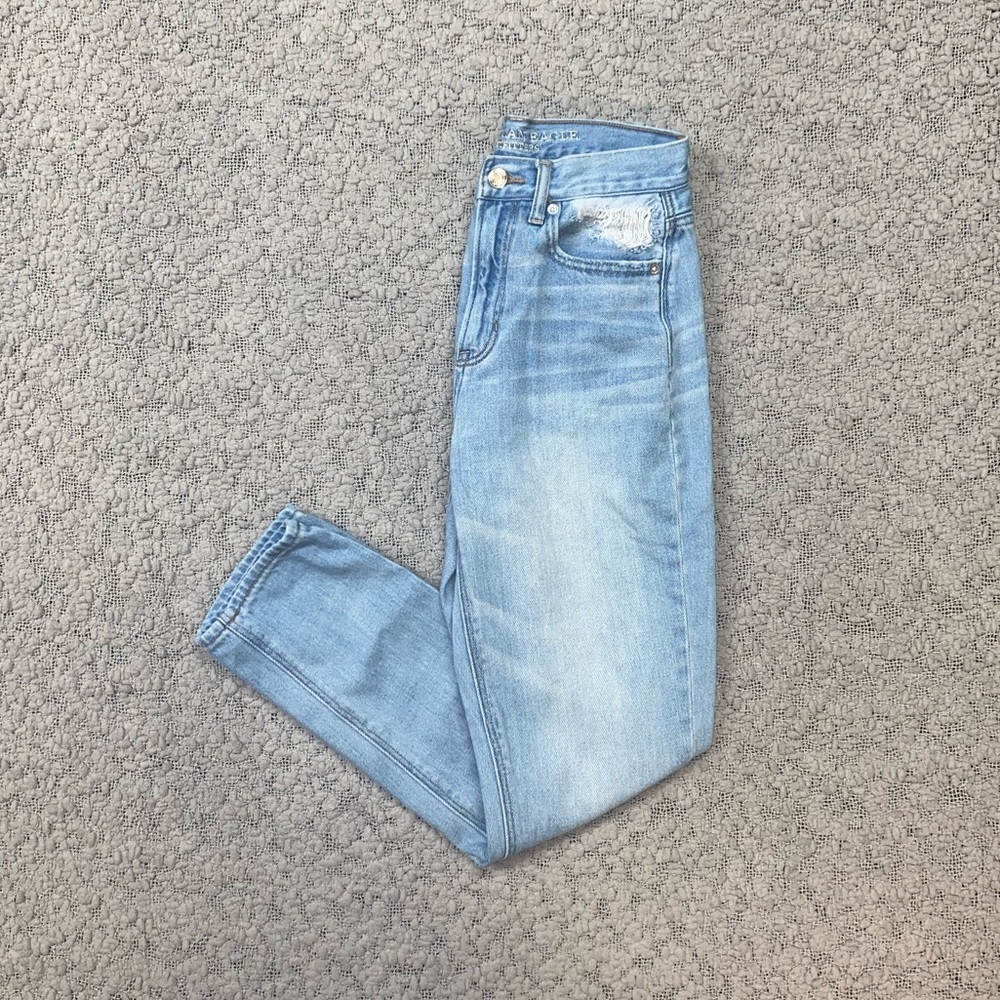 American Eagle Mom Jeans